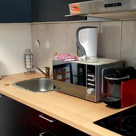 84 ėme Rue * Vitry-sur-Seine